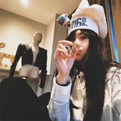 萌子美 虽然她有点怪